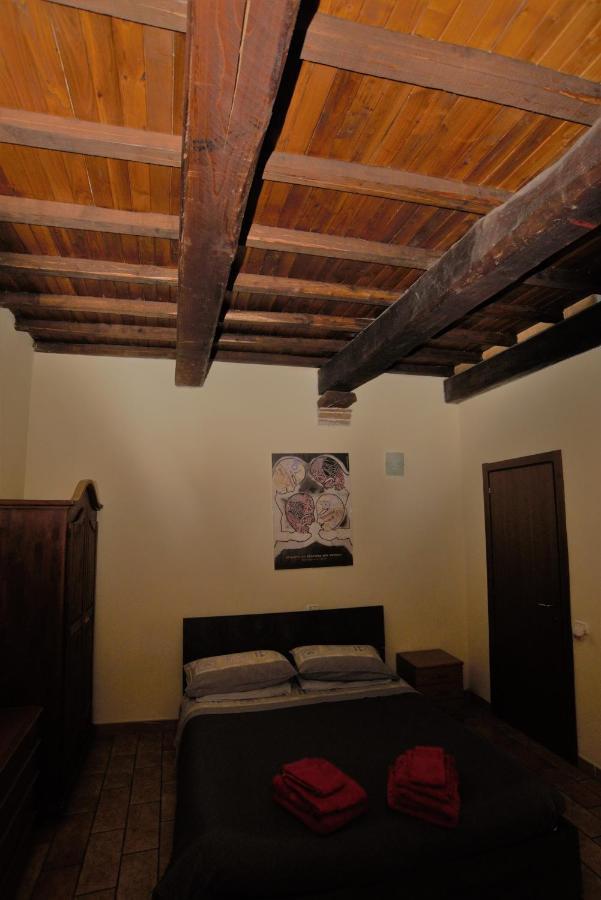 Via Della Posterna Apartamento Spoleto Exterior foto