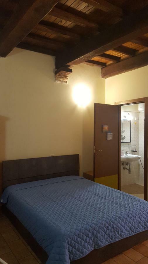 Via Della Posterna Apartamento Spoleto Exterior foto