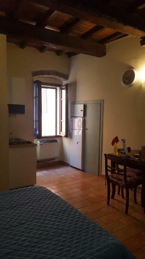 Via Della Posterna Apartamento Spoleto Exterior foto