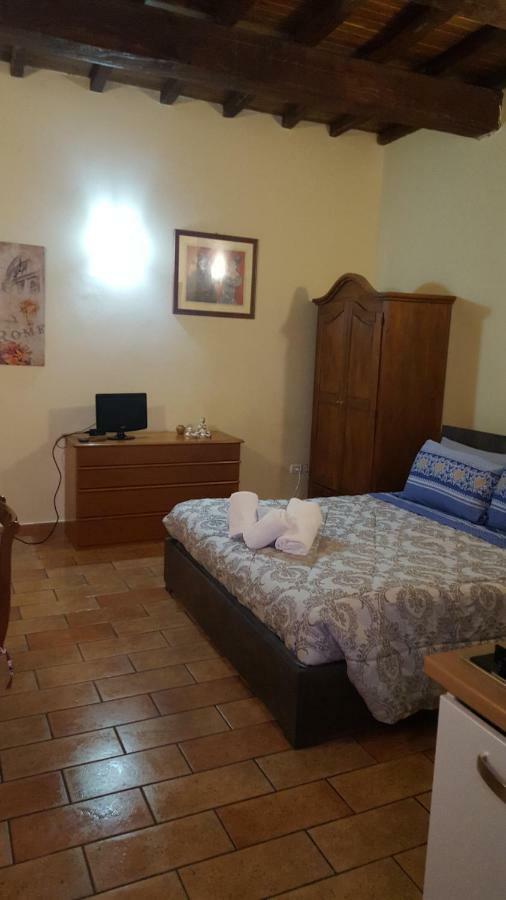 Via Della Posterna Apartamento Spoleto Exterior foto