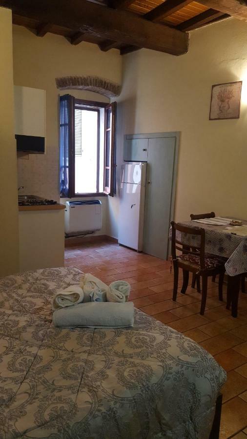 Via Della Posterna Apartamento Spoleto Exterior foto